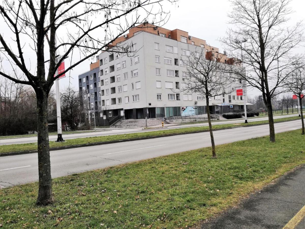 Apartman Ella Apartment Zagreb Exterior photo